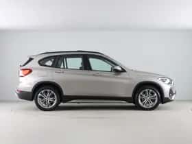 BMW X1 (2022) thumbnail 8