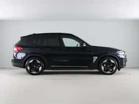 BMW iX3 (2021) thumbnail 8