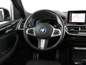 BMW iX3 (2021) thumbnail 2