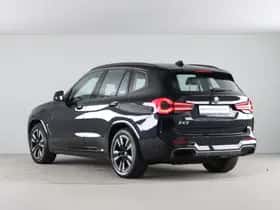 BMW iX3 (2021) thumbnail 11