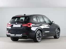 BMW iX3 (2021) thumbnail 9