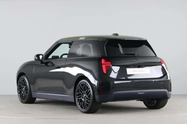 MINI Cooper (2026) thumbnail 13