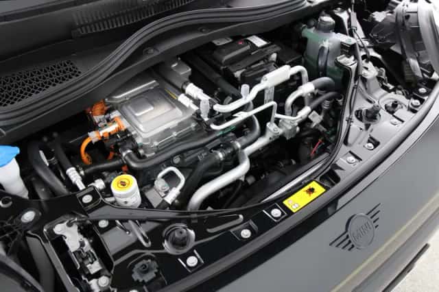 MINI Cooper (2026) thumbnail 6