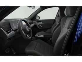 BMW iX1 (2026) thumbnail 3