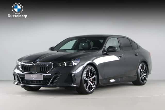 BMW i5 (2026) thumbnail 1