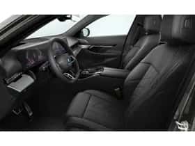BMW i5 (2026) thumbnail 3