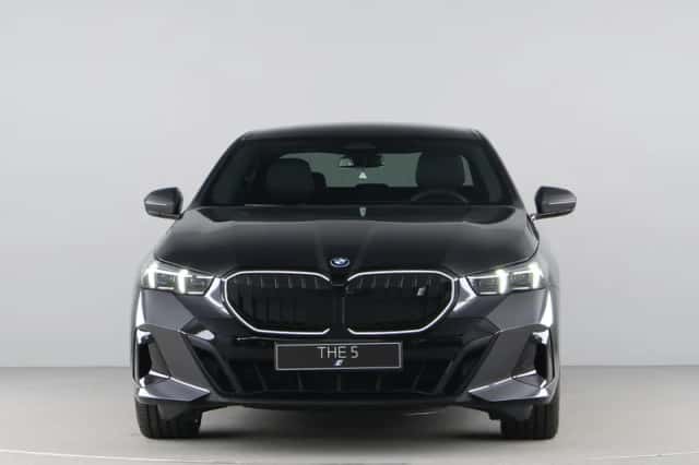 BMW i5 (2026) thumbnail 6