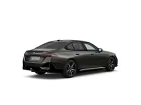 BMW i5 (2026) thumbnail 2