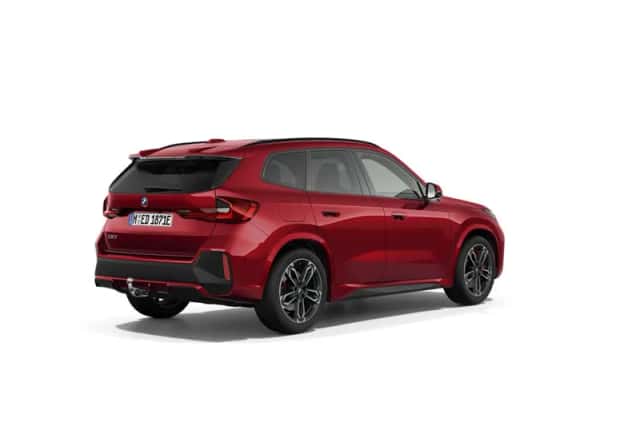 BMW iX1 (2026) thumbnail 2