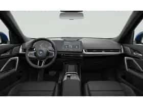 BMW iX1 (2026) thumbnail 4