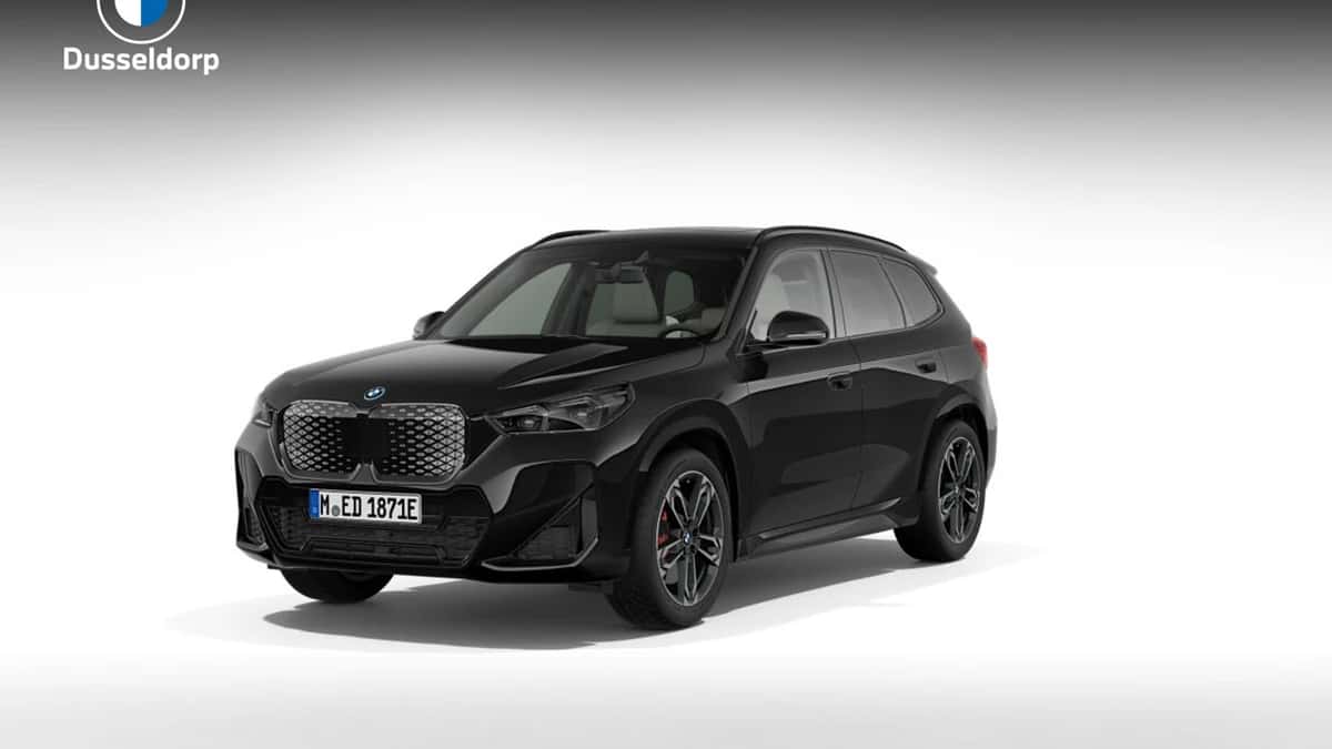 BMW iX1 (2026) — foto 1