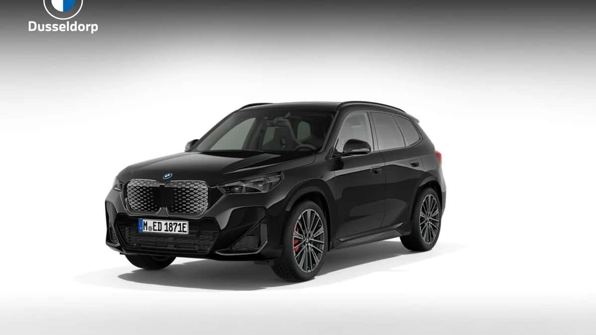 BMW iX1 (2026) — foto 1
