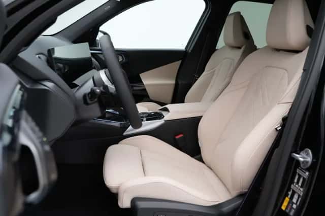 BMW X3 (2026) thumbnail 5