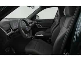 BMW iX1 (2026) thumbnail 3