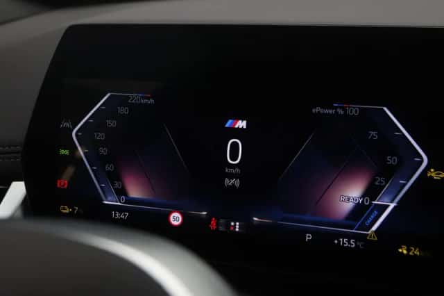 BMW iX1 (2026) thumbnail 3
