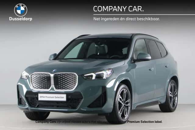 BMW iX1 (2026) thumbnail 1