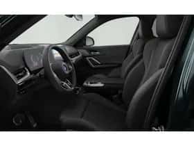 BMW iX1 (2026) thumbnail 3
