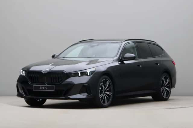BMW i5 (2026) thumbnail 1