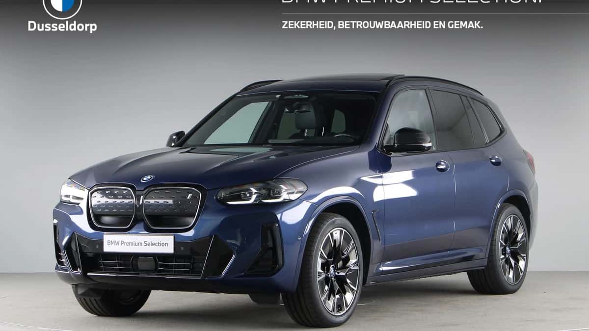BMW iX3 (2023) — foto 1
