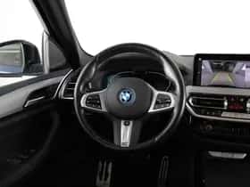 BMW iX3 (2023) thumbnail 2