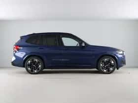 BMW iX3 (2023) thumbnail 8
