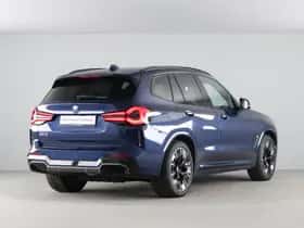 BMW iX3 (2023) thumbnail 9
