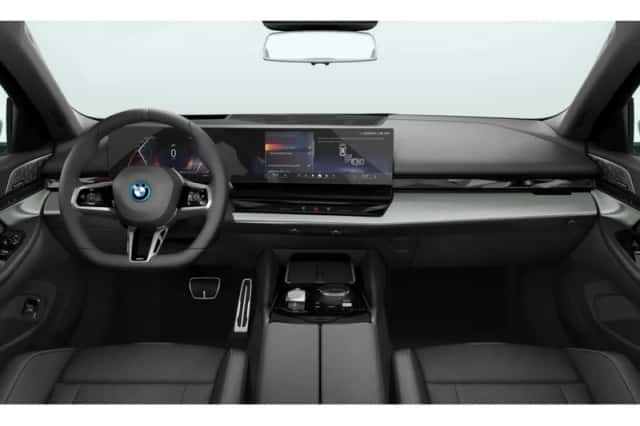 BMW i5 (2026) thumbnail 4