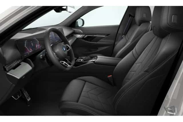 BMW i5 (2026) thumbnail 3