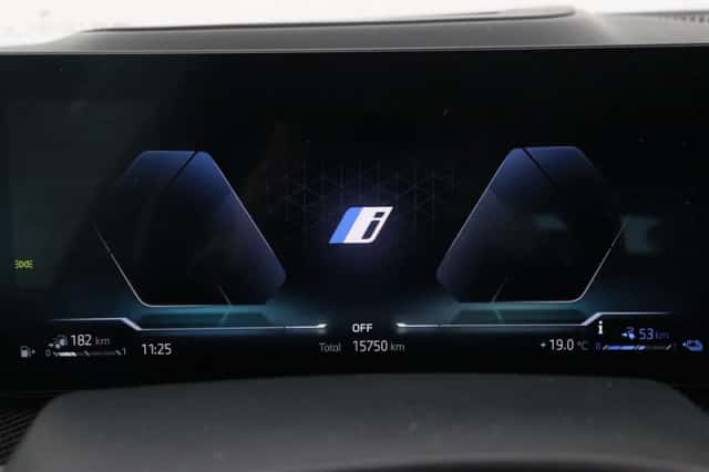 BMW X5 (2025) thumbnail 4