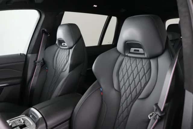 BMW X7 (2025) thumbnail 6
