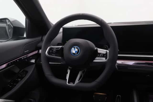 BMW 5-Serie (2026) thumbnail 2