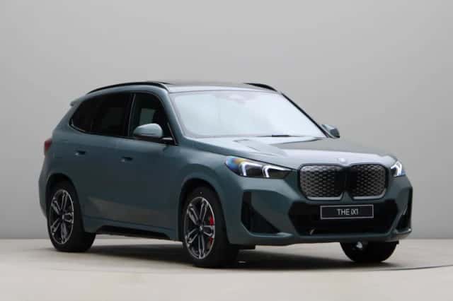 BMW iX1 (2026) thumbnail 3