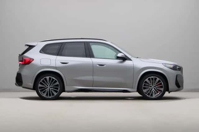 BMW iX1 (2026) thumbnail 4