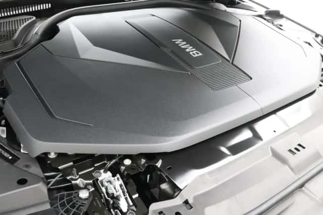 BMW i5 (2026) thumbnail 4