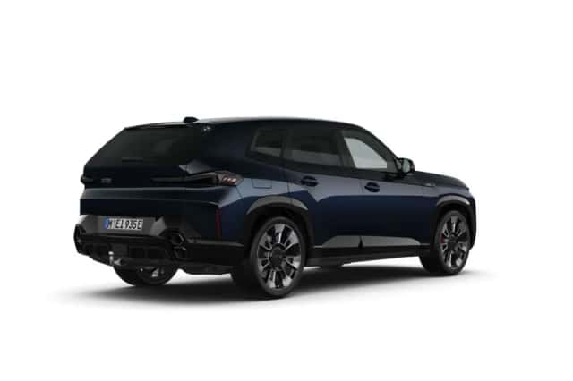 BMW XM (2026) thumbnail 2