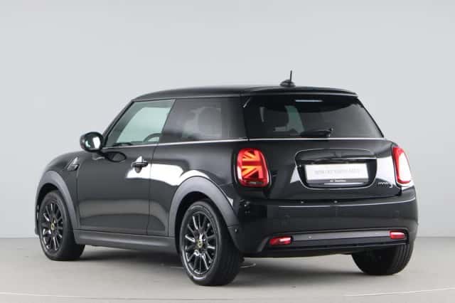 MINI Electric (2023) thumbnail 11