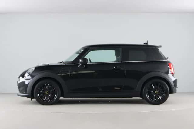 MINI Electric (2023) thumbnail 12
