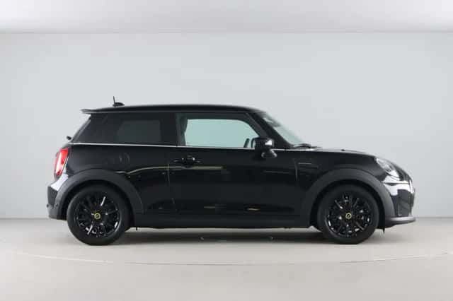 MINI Electric (2023) thumbnail 8