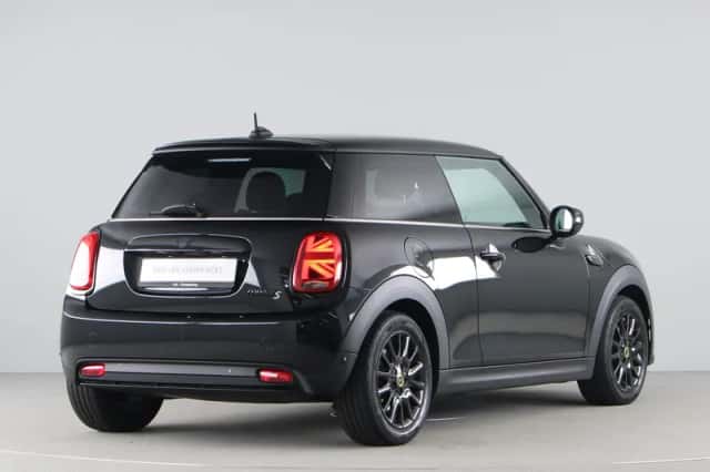 MINI Electric (2023) thumbnail 9