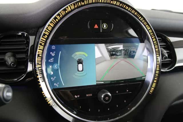 MINI Electric (2022) thumbnail 22