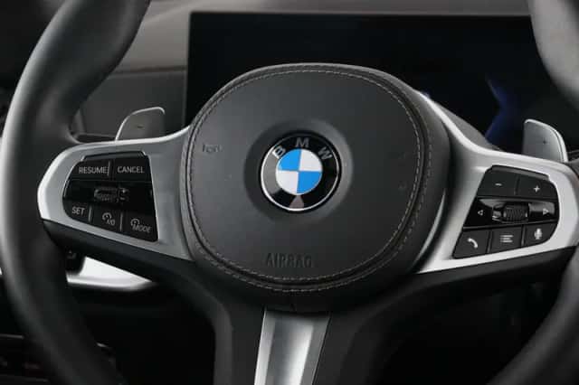BMW X7 (2025) thumbnail 3