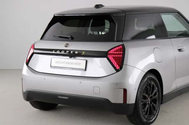 MINI Cooper (2024) thumbnail 21