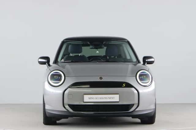 MINI Cooper (2024) thumbnail 7