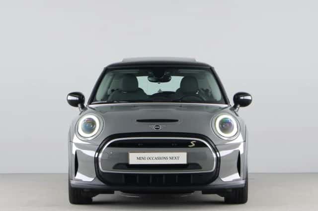 MINI Electric (2022) thumbnail 6