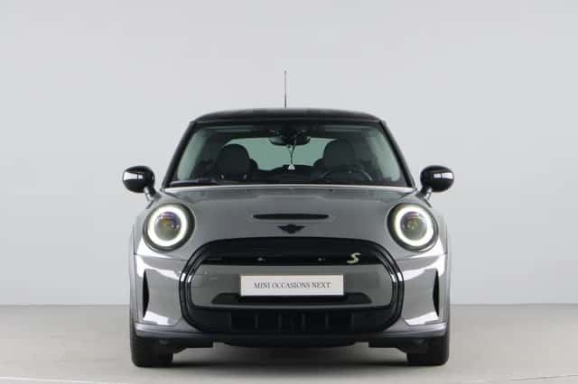 MINI Electric (2022) thumbnail 6