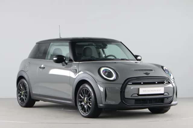 MINI Electric (2022) thumbnail 7
