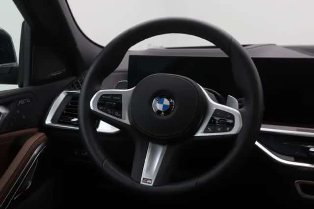 BMW X6 (2025) thumbnail 2