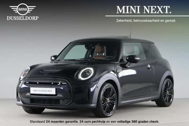 MINI Electric (2022) thumbnail 1