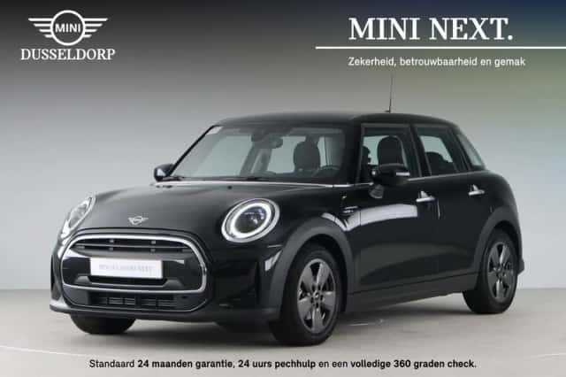 MINI 5-deurs (2023) thumbnail 1