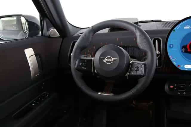 MINI Countryman (2026) thumbnail 2